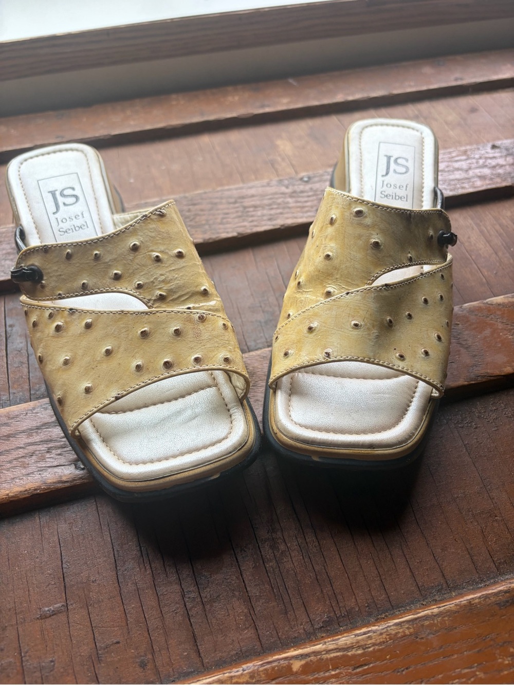 Josef Seibel Women's Tan Slip On Sandals